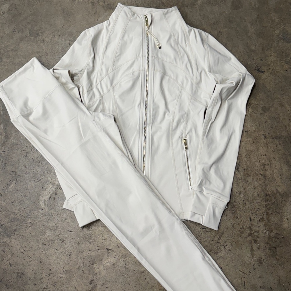 Lululemon Define Jacket and Leggings Set Bone White - Picture 1 of 4